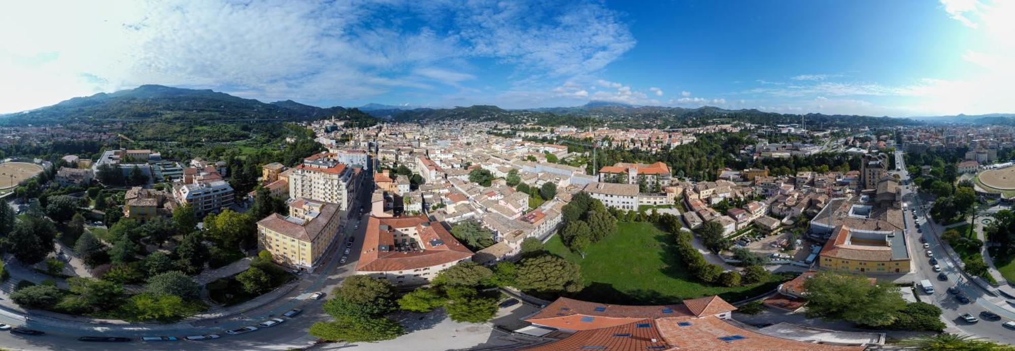 Villino Mari Camere Con Parcheggio Privato Gratuito Ascoli Piceno Extérieur photo